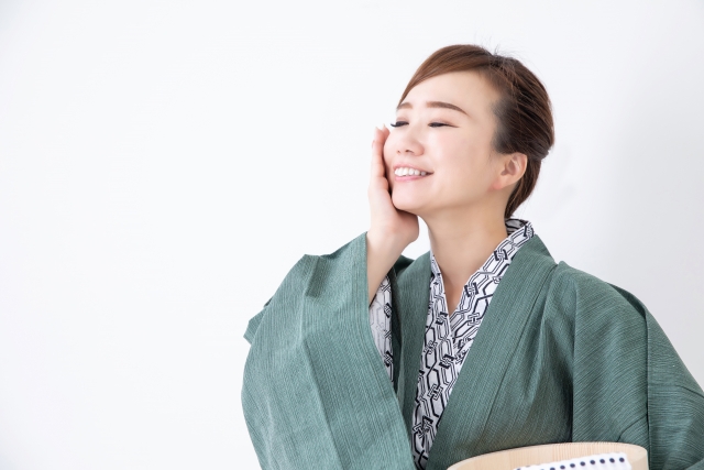 Women who experience smooth, beautiful skin after bathing